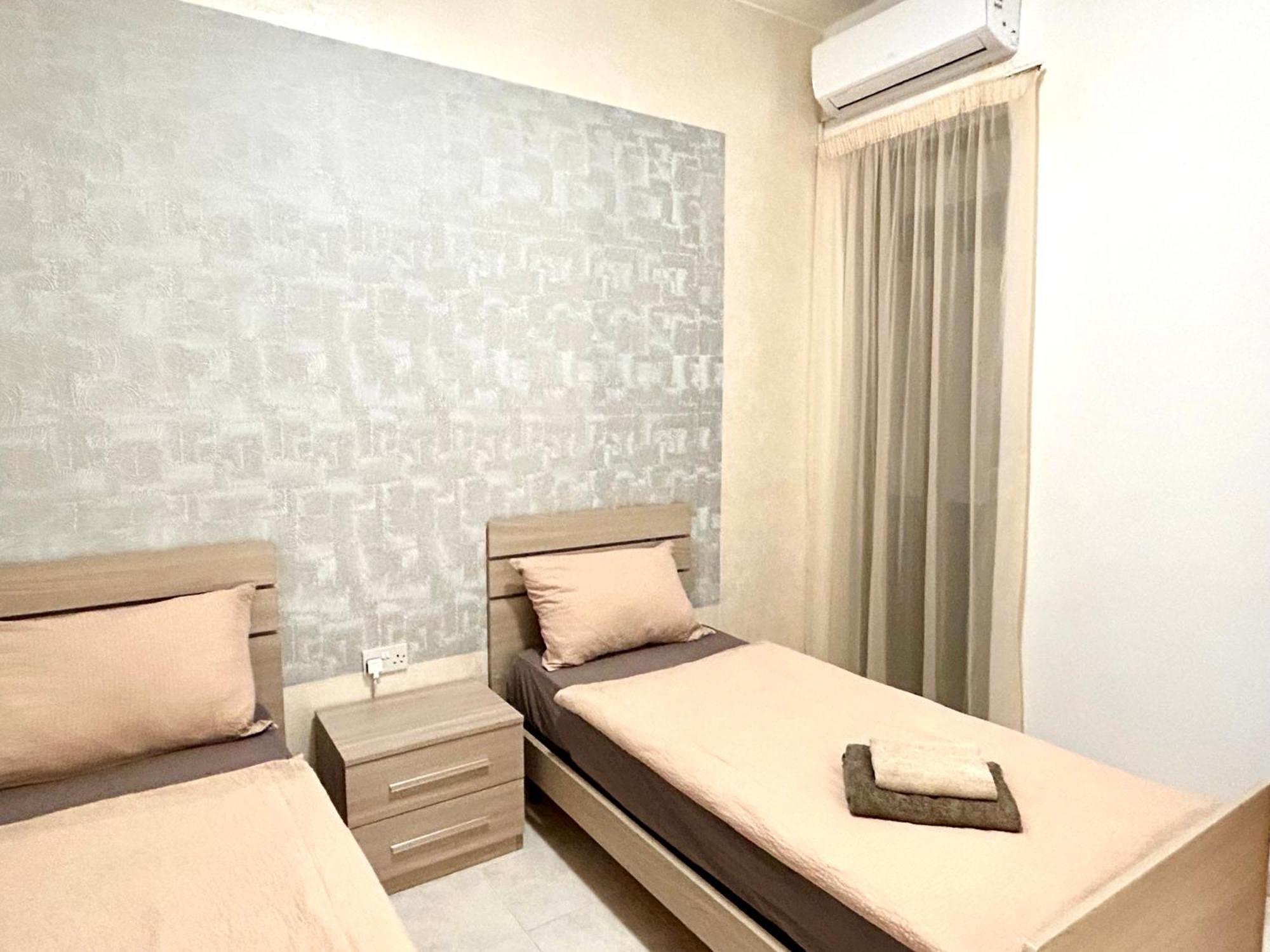 Arzella Apartments Xlendi Stylish Stay Near Beach Local Eats Екстер'єр фото