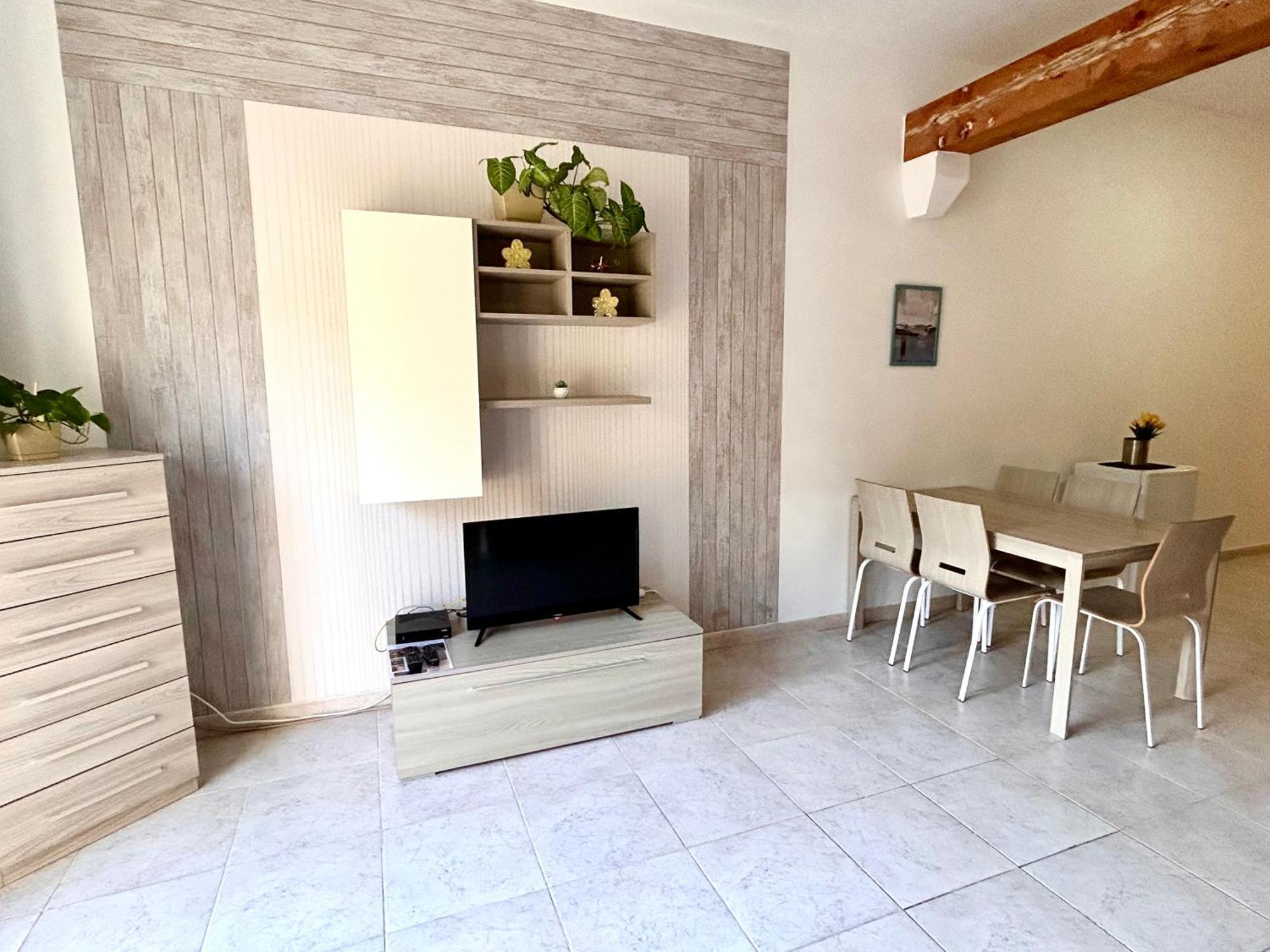 Arzella Apartments Xlendi Stylish Stay Near Beach Local Eats Екстер'єр фото