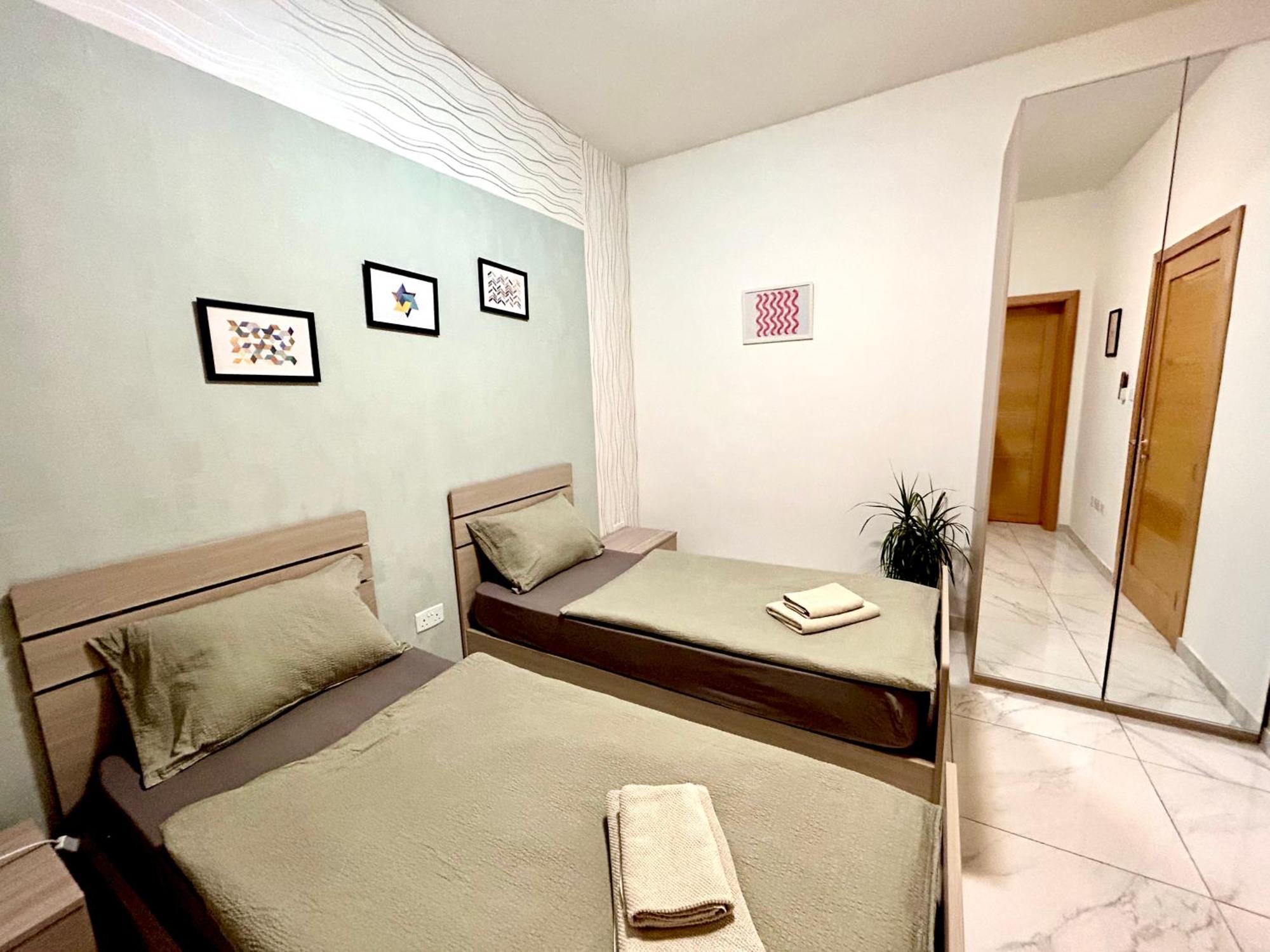Arzella Apartments Xlendi Stylish Stay Near Beach Local Eats Екстер'єр фото